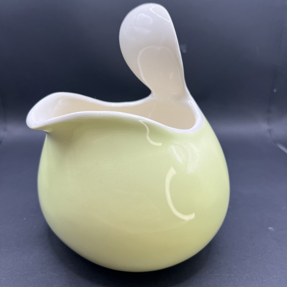 Eva Zeisel MMA Met Museum Chartreuse Ceramic Pitcher 1998 Italy Town &‎ Country